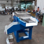 Vibration cleaning and screening machine
